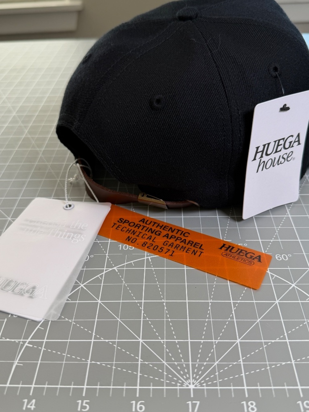 Huega House Letterman Canvas Hat Navy NWT - Picture 3 of 7